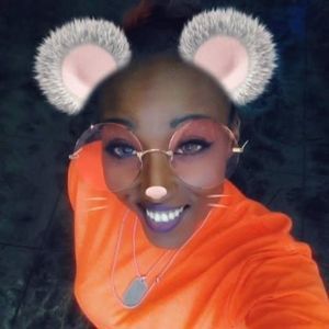 Meet your Posher, Cj